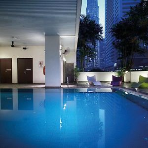 Crown Regency Serviced Suites